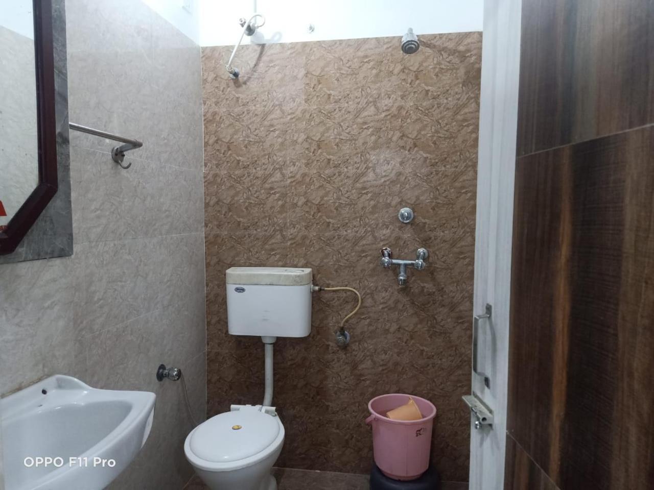 Hotel Ambassador Inn Gwalior Ngoại thất bức ảnh